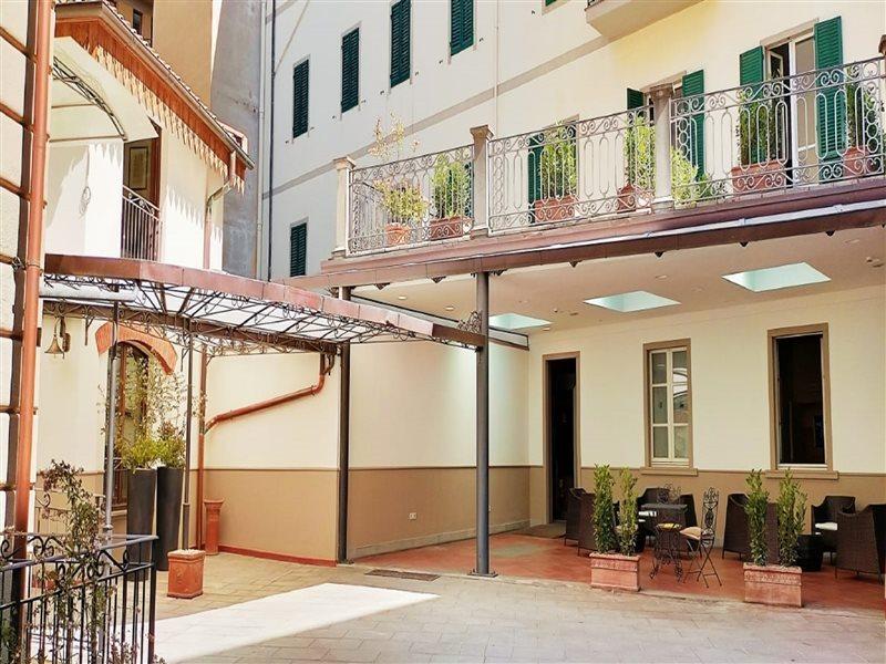 Hotel Embassy Florence Extérieur photo